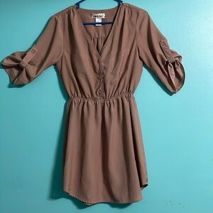 Mimi Chica dress sizeS 2 front pockets button front elastic waist adj sleeves
